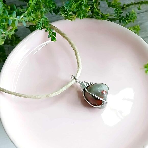 Bloodstone Crystal Choker Necklace, Gemstone Jewelry, 14" - Picture 1 of 3